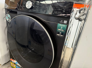 Factory second Hisense Series 7 8 kg Front‑Load Washing Machine – Charcoal Black HWFS8014AB - Second Hand Appliances Geebung